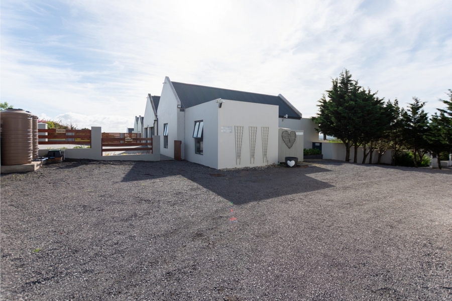 9 Bedroom Property for Sale in Olifantskop Western Cape